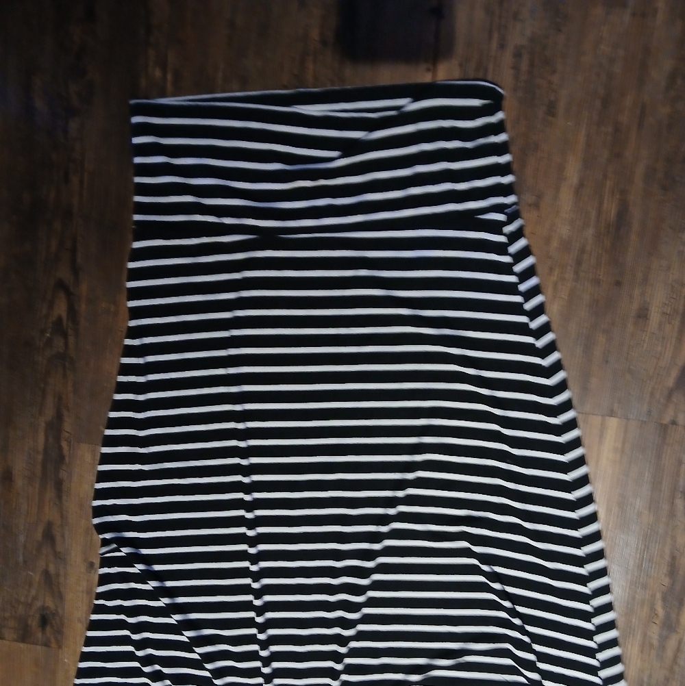 GAP Strapless Black and White Stripe Tube Dress